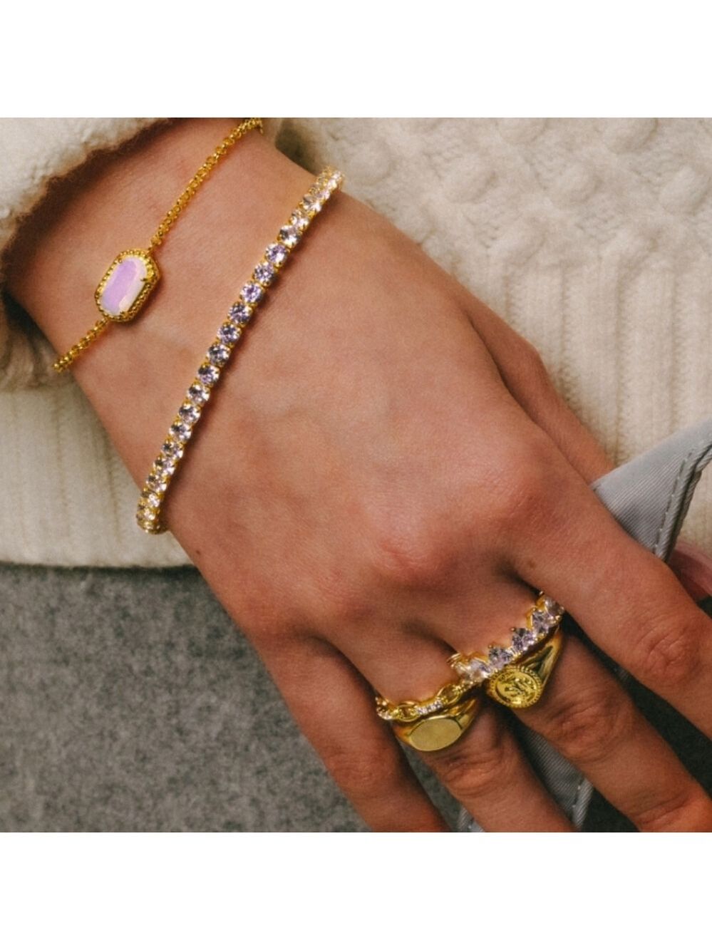 New!! Gorgeous Gold Plated And Waterproof Tennis Bracelet - Picture 2 of 2